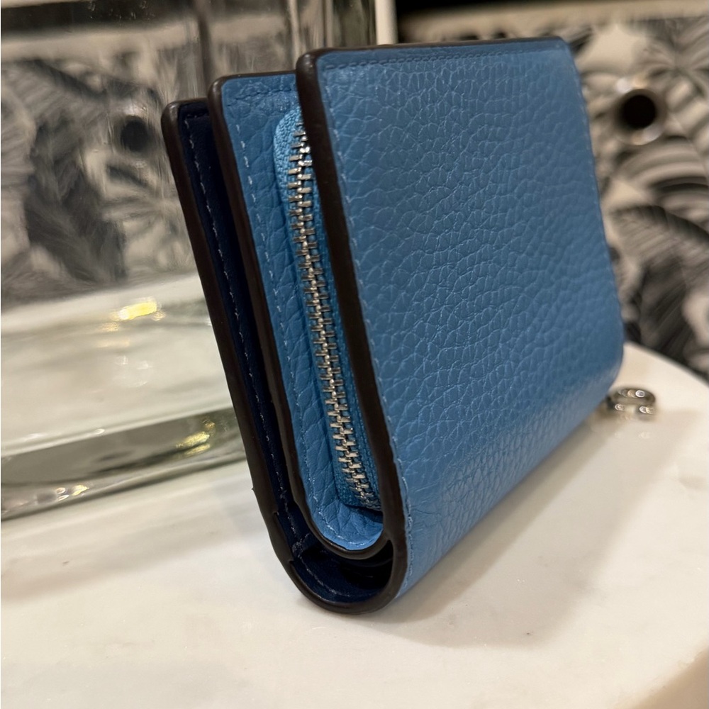 Coach Small Zip Around Wallet – Pebbled Leather – Light Blue - Picture 11 of 13